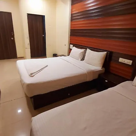 Hotel Rigga Inn Kokilaben Dhirubhai Ambani Hospital-3